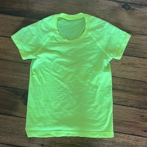 Swiftly Tech Short-Sleeve Shirt 2.0